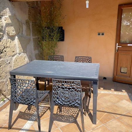 Spacieux Duplex Central Avec Terrasse Tropezienne Salon-de-Provence Exteriör bild