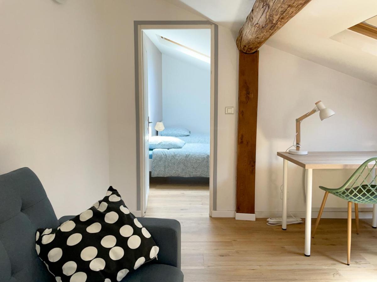 Spacieux Duplex Central Avec Terrasse Tropezienne Salon-de-Provence Exteriör bild