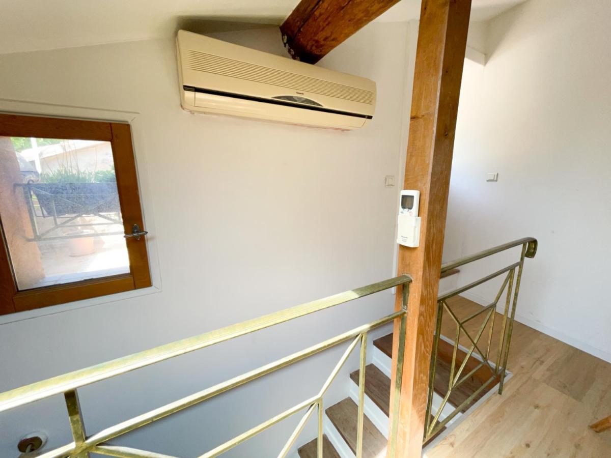 Spacieux Duplex Central Avec Terrasse Tropezienne Salon-de-Provence Exteriör bild
