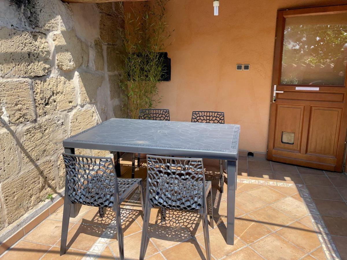 Spacieux Duplex Central Avec Terrasse Tropezienne Salon-de-Provence Exteriör bild